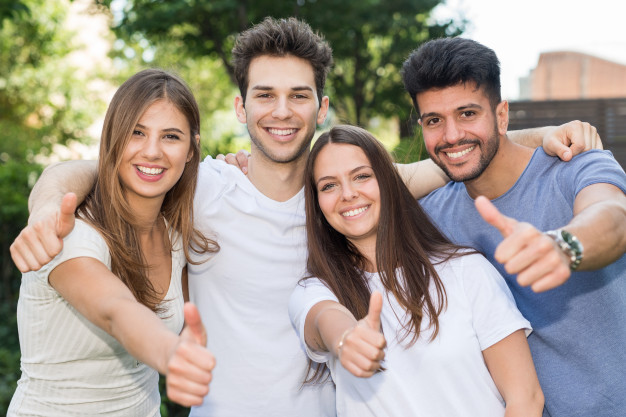 amigos felices